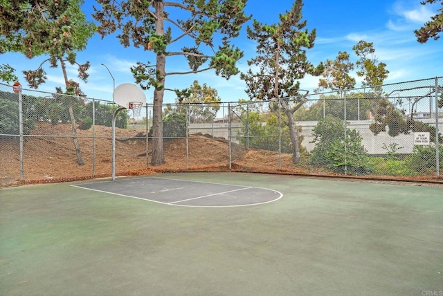 2282 Caminito Pescado Unit 44, San Diego, CA 92107 - view of sport court featuring community basketball court