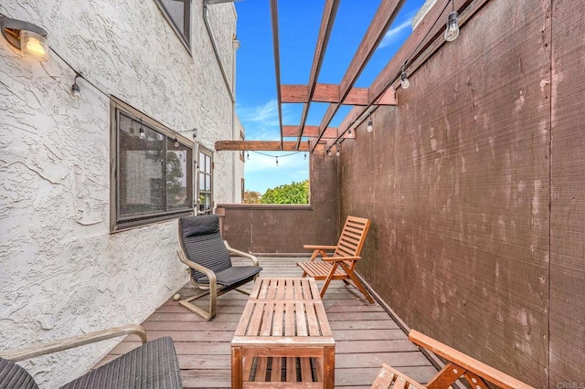 2282 Caminito Pescado Unit 44, San Diego, CA 92107 - view of wooden deck