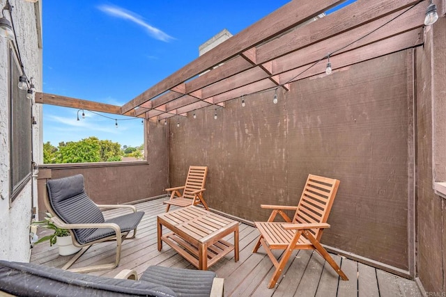 2282 Caminito Pescado Unit 44, San Diego, CA 92107 - view of wooden terrace