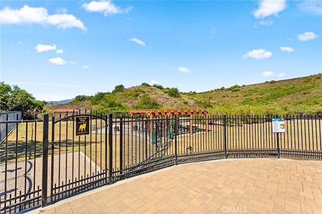 14 Calle Estero, Rancho Santa Margarita, CA 92688 - photo 31