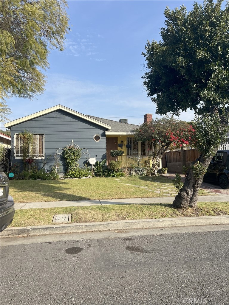 9312 Garden View Ave, South Gate, CA 90280 - photo 1