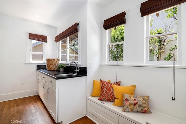 802 S Arroyo Blvd, Pasadena, CA 91105 - bar with plenty of natural light and wood finished floors