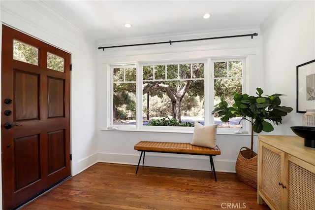 802 S Arroyo Blvd, Pasadena, CA 91105 - entryway featuring crown molding and wood finished floors