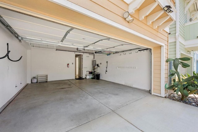 432 S Cleveland St, Oceanside, CA 92054 - garage with a garage door opener