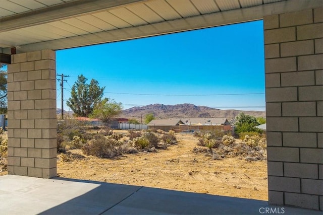 61850 Alta Mura Dr, Joshua Tree, CA 92252 - view of patio / terrace featuring a mountain view