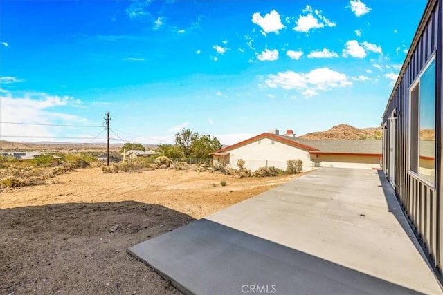 61850 Alta Mura Dr, Joshua Tree, CA 92252 - view of yard featuring a mountain view