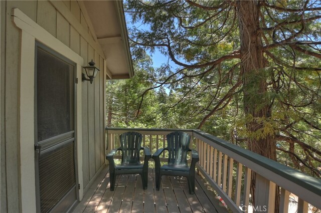 305 Cedarbrook Dr, Twin Peaks, CA 92391 - photo 16