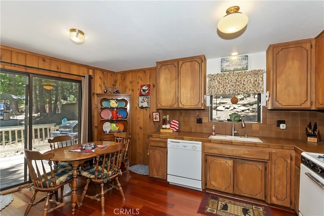 305 Cedarbrook Dr, Twin Peaks, CA 92391 - photo 5