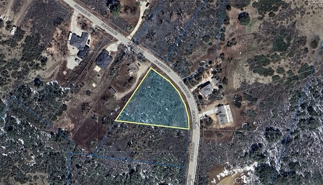 24351 Jacaranda Dr, Tehachapi, CA 93561