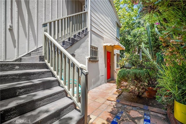 2511 W 5th St, Los Angeles, CA 90057 - view of stairs