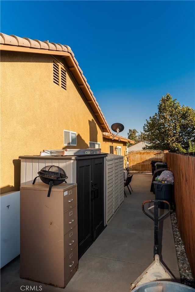 13868 Lexus Ln, Fontana, CA 92325 - photo 36