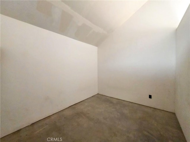 7022 Quarry Rd, Weed, CA 96094 - bonus room featuring concrete flooring and lofted ceiling