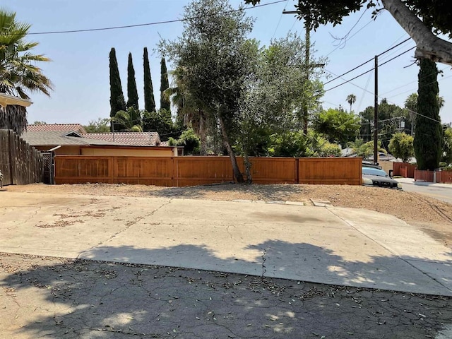 1110 E Alvarado St, Fallbrook, CA 92028 - view of fenced yard