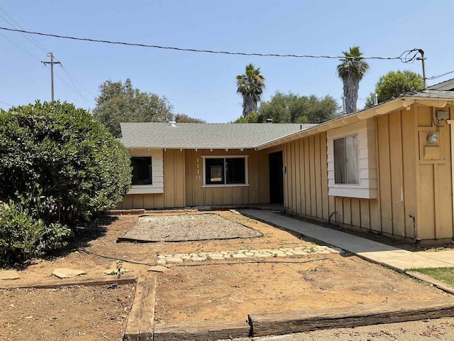 1110 E Alvarado St, Fallbrook, CA 92028 - ranch-style house with board and batten siding