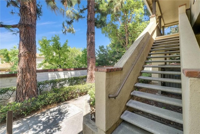 118 Gallery Way, Tustin, CA 92782 - view of stairs