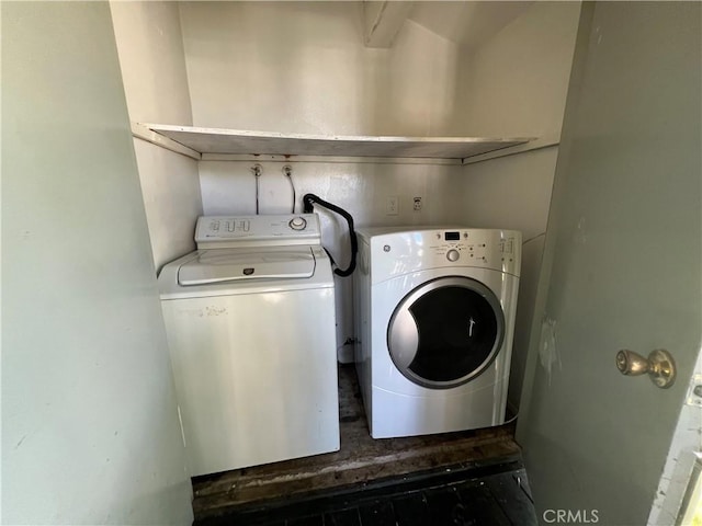 23240 Orange Ave Unit 8, Lake Forest, CA 92630 - laundry area with independent washer and dryer