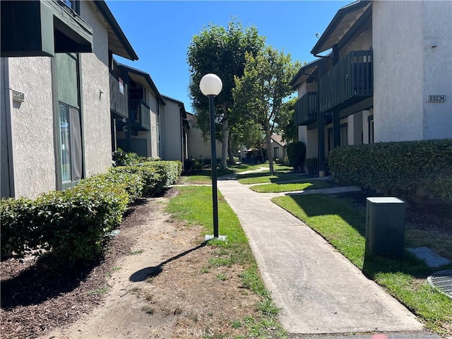 23240 Orange Ave Unit 8, Lake Forest, CA 92630 - view of home's community with a residential view
