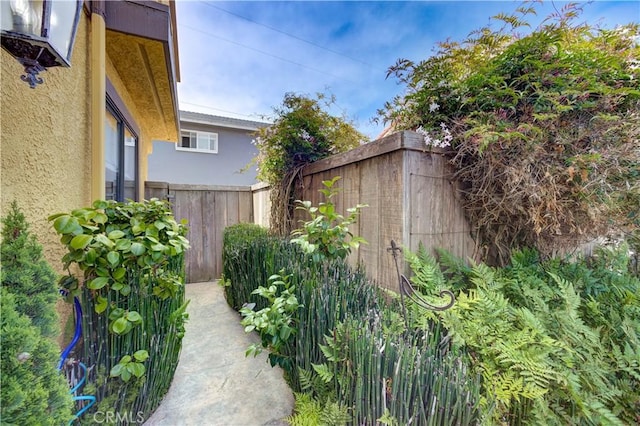 375 N 6th St, Grover Beach, CA 93433 - view of yard