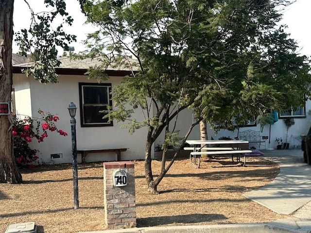 740 Bennett Pl, Banning, CA 92220 - view of front of home with stucco siding
