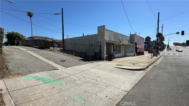 10715 S Western Ave, Los Angeles, CA 90047