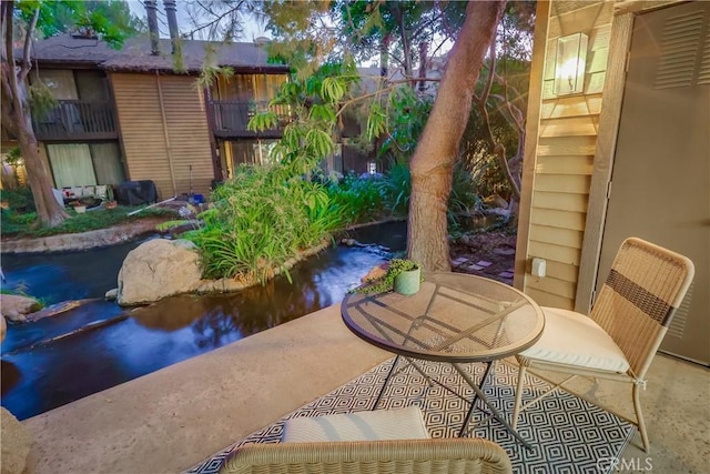 4140 Workman Mill Rd Unit 78, Whittier, CA 90601 - exterior space with a small pond