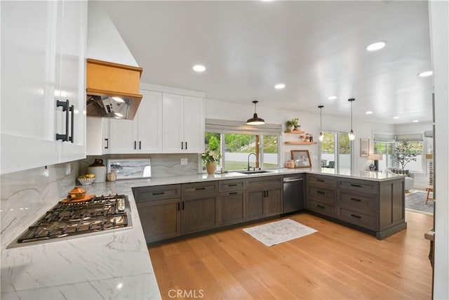5025 Stonehaven Dr, Yorba Linda, CA 92887 - kitchen featuring stainless steel appliances, plenty of natural light, white cabinetry, a peninsula, and recessed lighting