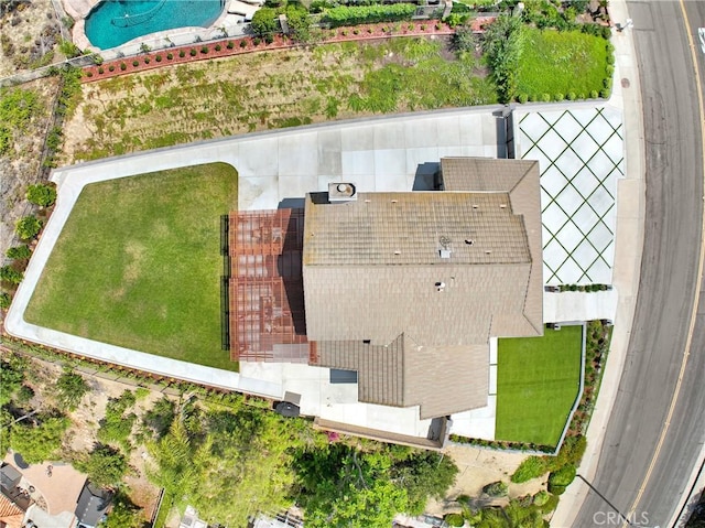 5025 Stonehaven Dr, Yorba Linda, CA 92887 - aerial view of a pool area