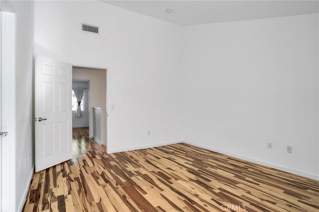 4600 Don Lorenzo Dr Unit 20, Los Angeles, CA 90008 - empty room featuring wood finished floors and baseboards