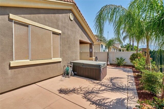 1660 Snowberry Rd, Beaumont, CA 92223 - view of patio / terrace featuring a hot tub