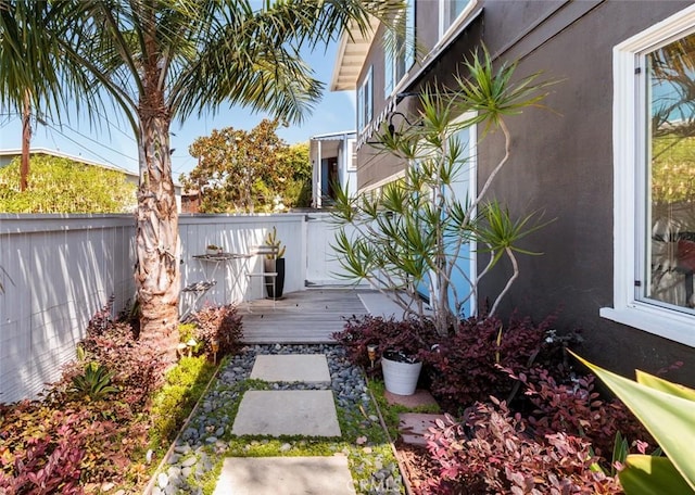 31907 9th Ave, Laguna Beach, CA 92651 - fenced backyard featuring a deck