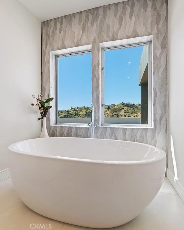 109 Buckskin Rd, Bell Canyon, CA 91307 - full bath with a freestanding tub