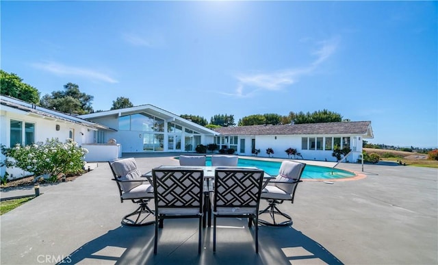 13 Buggy Whip Dr, Rolling Hills, CA 90274 - swimming pool featuring a patio and outdoor dining area