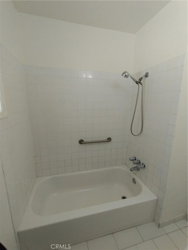 13410 Berg St, Sylmar, CA 91342 - full bathroom with shower / bath combination and tile patterned flooring
