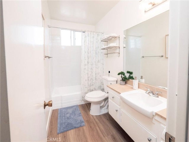 6160 Whitsett Ave Unit 4, North Hollywood, CA 91606 - bathroom featuring wood finished floors, vanity, and shower / tub combo