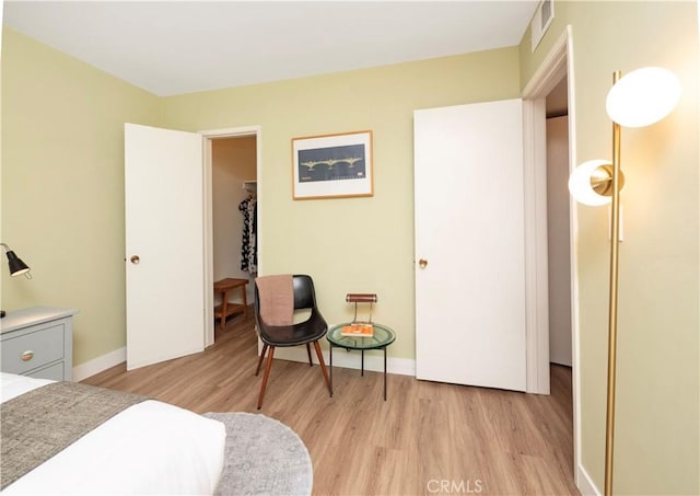 6160 Whitsett Ave Unit 4, North Hollywood, CA 91606 - bedroom featuring light wood-type flooring and baseboards