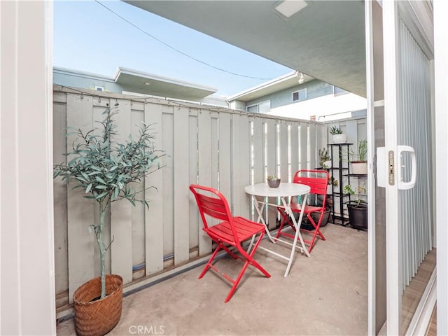 6160 Whitsett Ave Unit 4, North Hollywood, CA 91606 - view of balcony