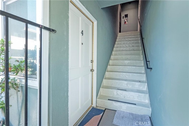 6160 Whitsett Ave Unit 4, North Hollywood, CA 91606 - view of stairs