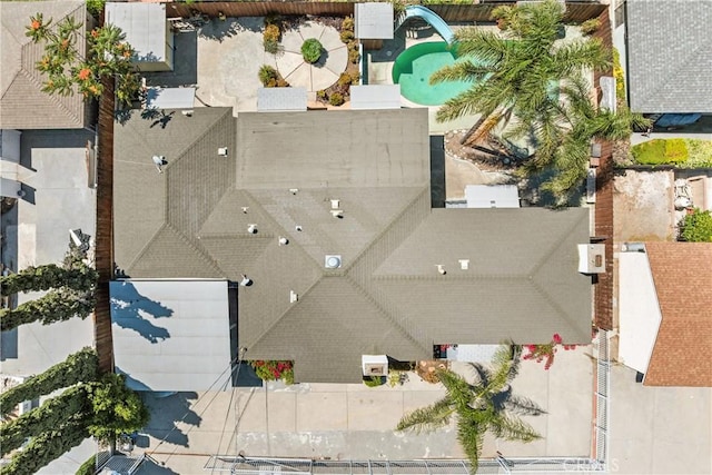7314 Summitrose St, Tujunga, CA 91042 - bird's eye view of a pool area