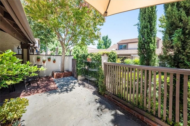 24754 Masters Cup Way, Valencia, CA 91355 - view of patio