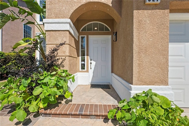 827 La Cadena Ln, Corona, CA 92879 - view of exterior entry featuring stucco siding
