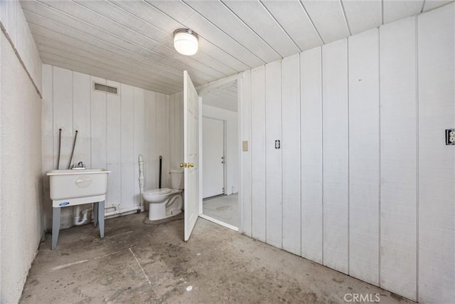 501 Old State Rd, Wofford Heights, CA 93285 - bathroom featuring toilet