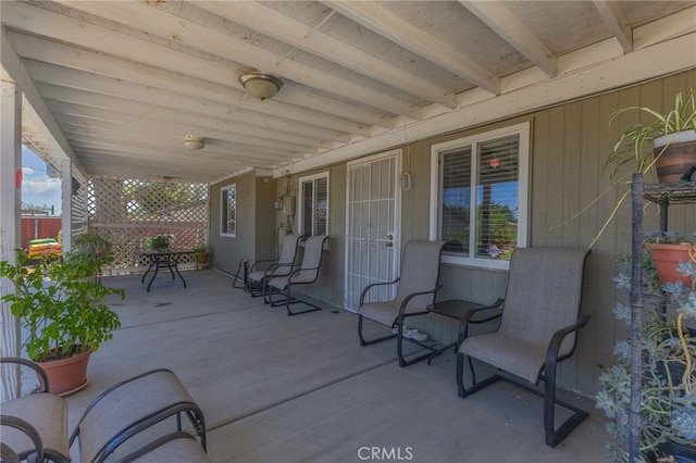 16116 Cajon, Hesperia, CA 92345 - view of covered porch