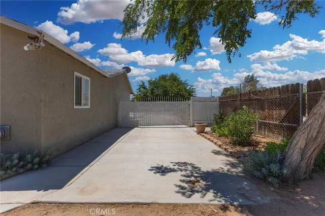 16116 Cajon, Hesperia, CA 92345 - view of patio / terrace with a gate