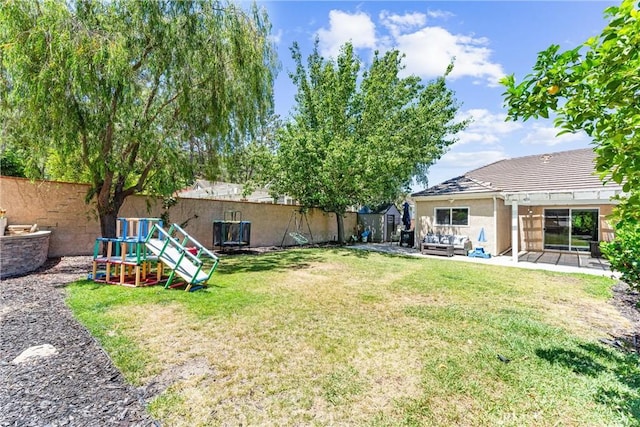 5742 E Hudson Bay Dr, Anaheim, CA 92807 - fenced backyard featuring a patio area