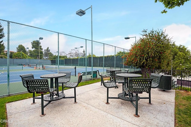 9503 Via Venezia, Burbank, CA 91504 - photo 44