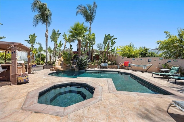 24481 Jutewood Pl, Lake Forest, CA 92630 - view of pool featuring an in-ground hot tub, a patio area, and a fenced backyard