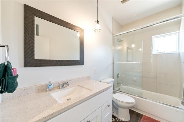 5336 Lemon Grove Ave, Los Angeles, CA 90038 - full bath with vanity and enclosed tub / shower combo