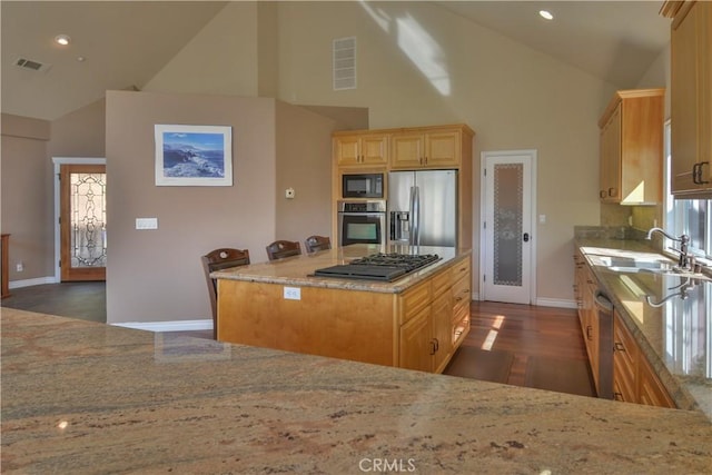 237 E Zermat Dr, Crestline, CA 92325 - photo 9