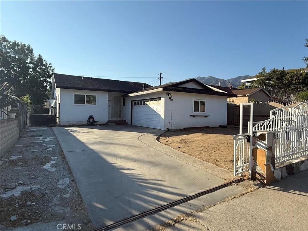 13451 Beaver St, Sylmar, CA 91342 - photo 1