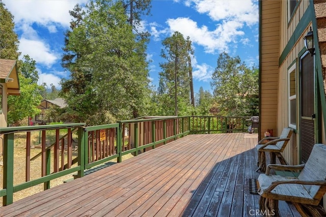 52926 Balsam Dr, Oakhurst, CA 93644 - view of wooden terrace